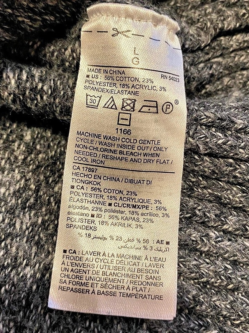 Old Navy Sweater Knit Geometric Aztec Hoodie in Black & White Size Large - Picture 7 of 10